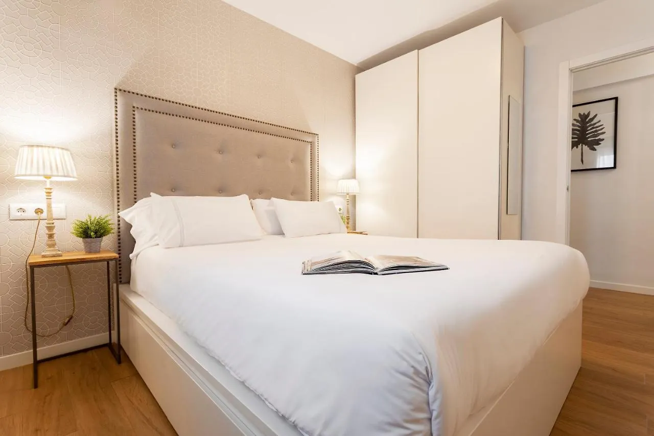 Apartment Genteel Home Velarde Seville Spain