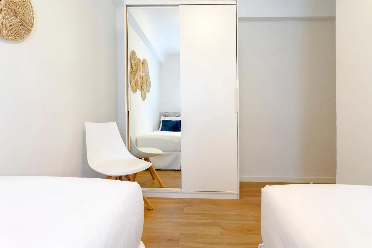 Apartment Genteel Home Velarde Seville Spain