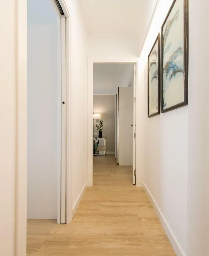 Genteel Home Velarde Seville Apartment