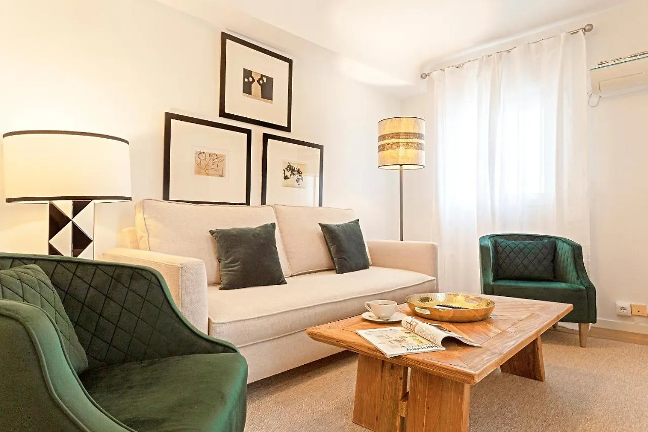 Genteel Home Velarde Seville 0*,  Spain